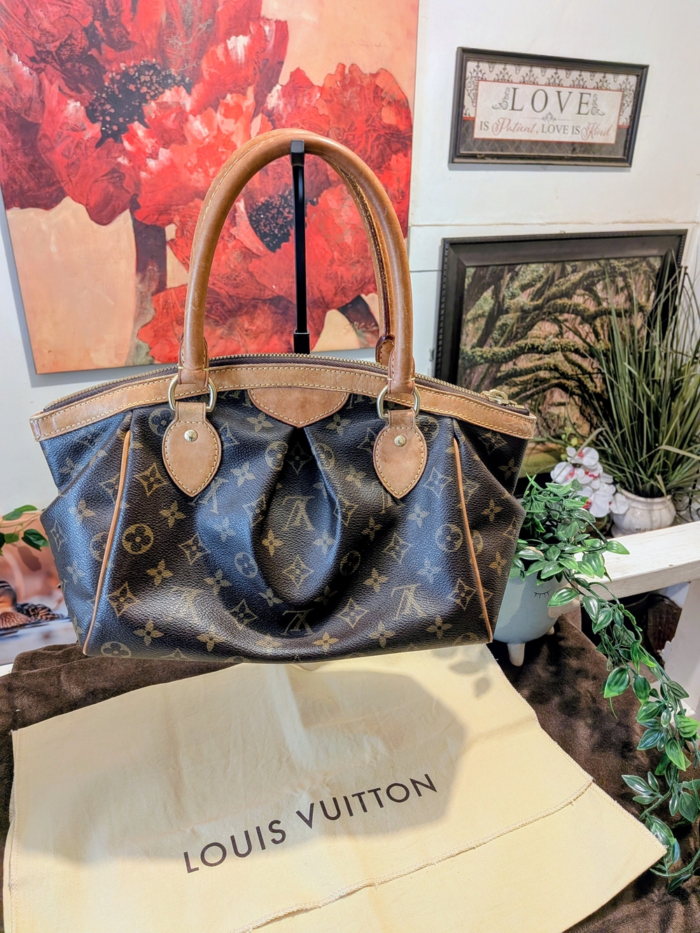 Louis Vuitton Tivoli PM Top Handle Bag - VGC - $1990 Includes COA - Picture 2 of 11